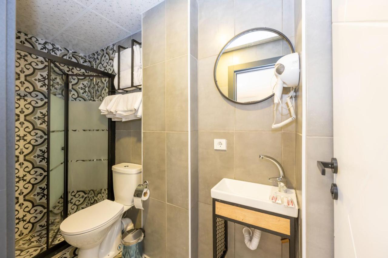 Gloria Airport Hotel Arnavutkoy Bagian luar foto